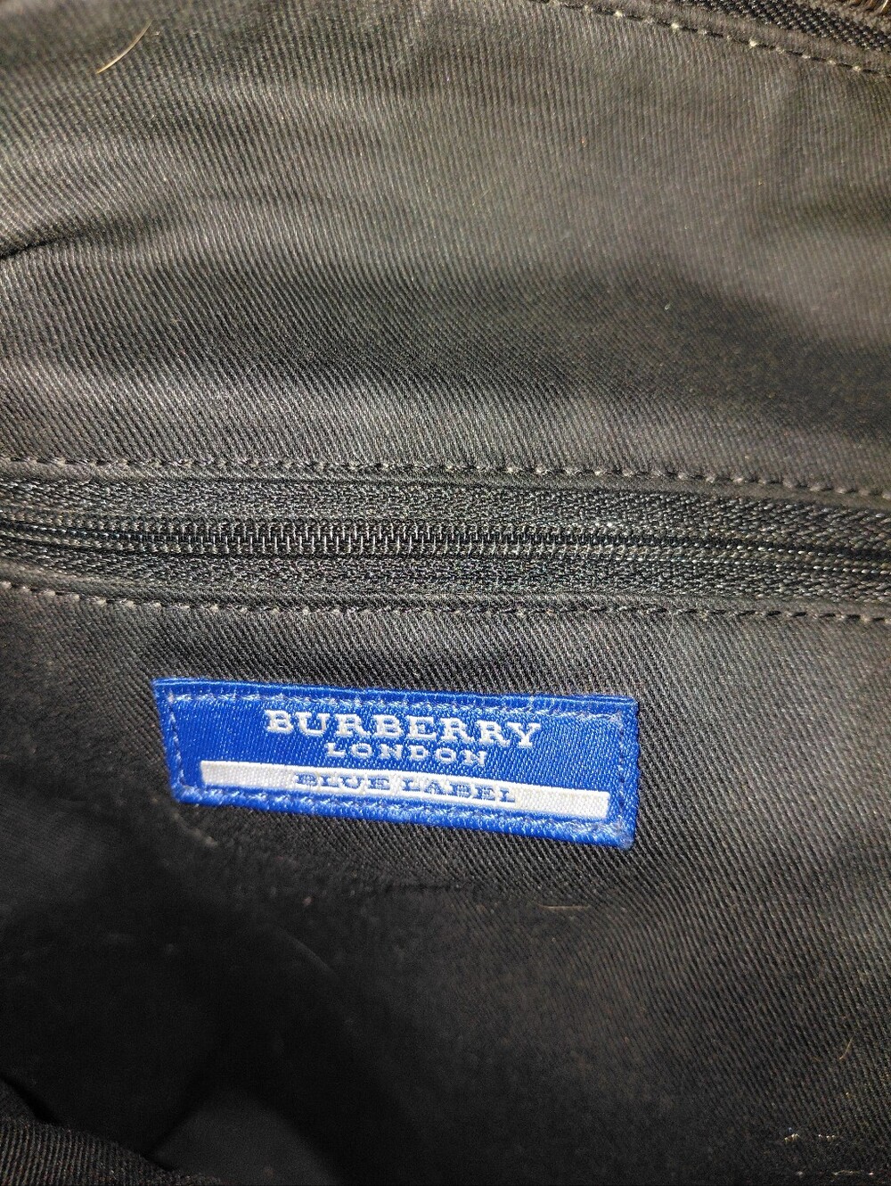 Burberry 2pc Wallet with COA MSRP $560 & Burberry Blue Label Satchel Lux Set - Picture 5 of 14